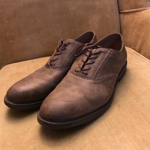 Mens Izod lace up Oxford , worn a couple of times - Picture 1 of 5